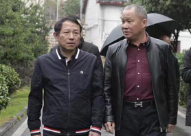 華聲在線股份有限公司總裁龔定名先生一行考察湘豐茶業(yè)集團(tuán) 華聲在線股份有限公司總裁龔定名先生一行考察湘豐茶業(yè)集團(tuán)