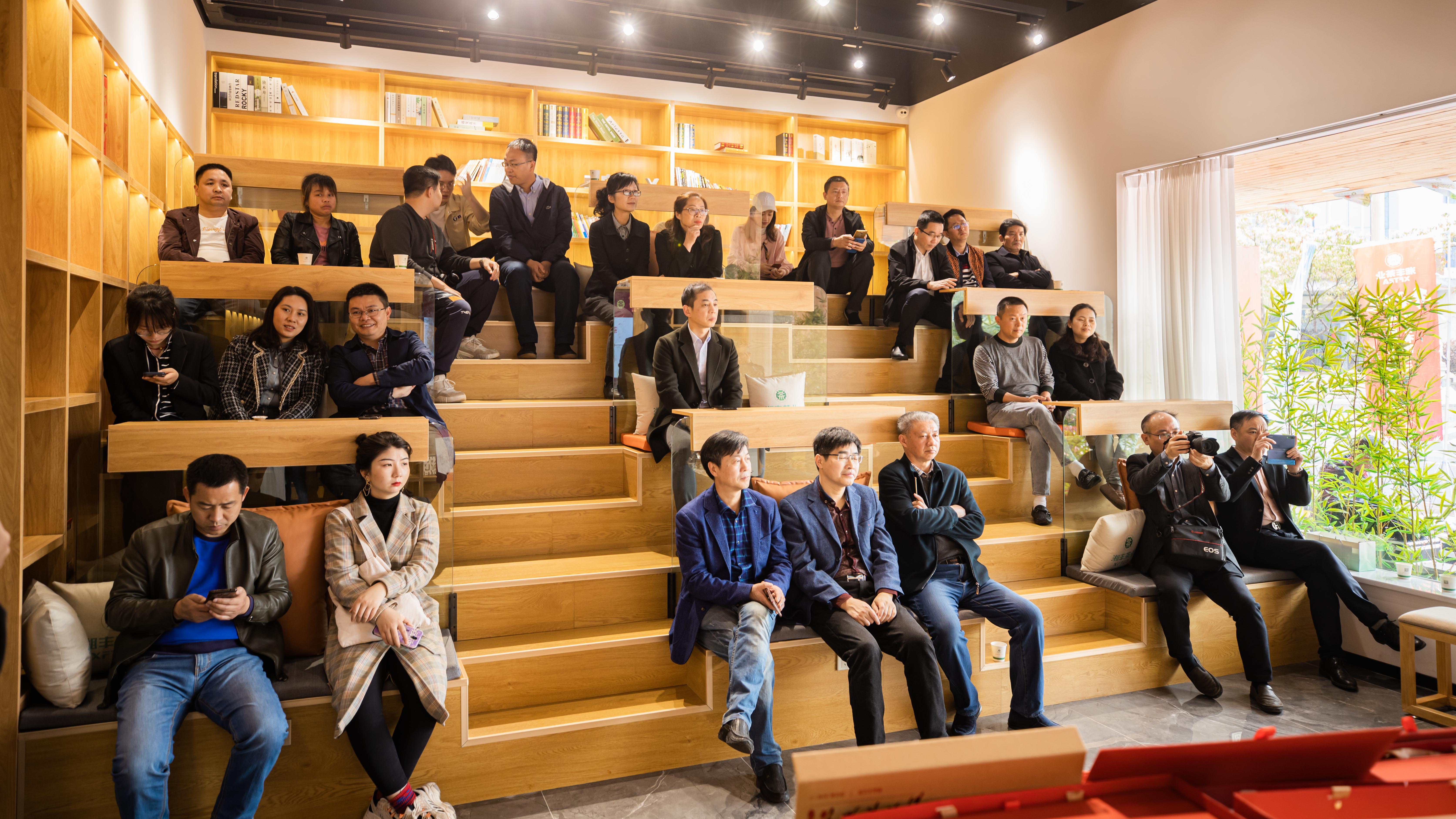 流螢七月，專修“內(nèi)功”---湘豐商學(xué)院第一期課程紀(jì)要